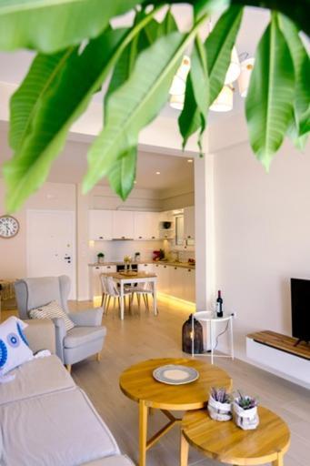 Harmony Suite In The Center Of Kalamata Exterior foto